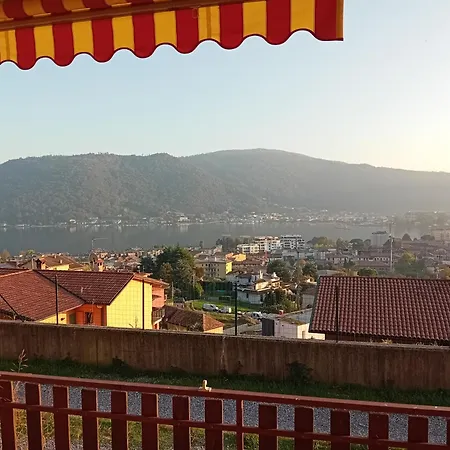 Casa In Posizione Panoramica D'iseo *